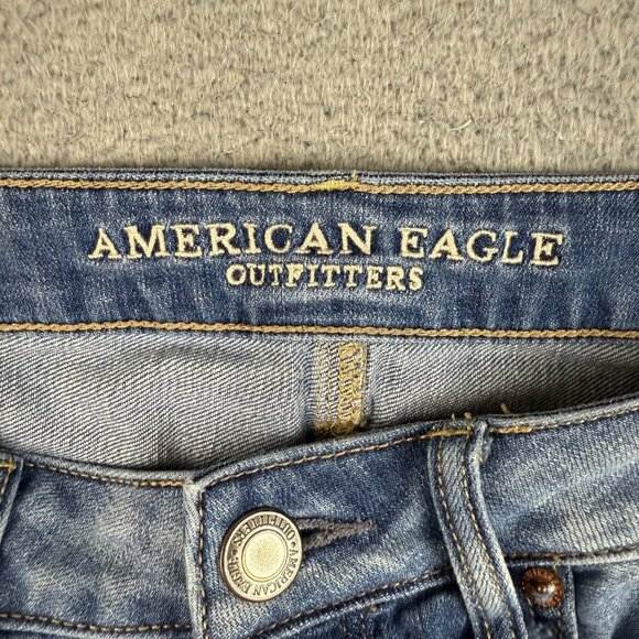 American Eagle Tomgirl Boyfriend Fit Jeans Women's 8 Regular Distressed Denim - Picture 4 of 10